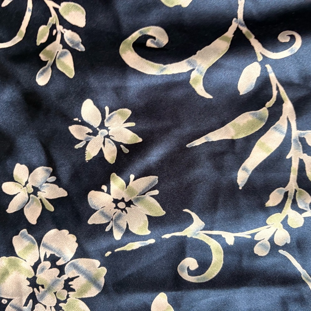 Jones New York Floral Maxi Dress in Navy and Cream - Picture 4 of 4